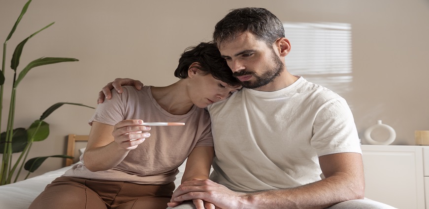 मिसकैरेज के लक्षण – कारण और प्रकार