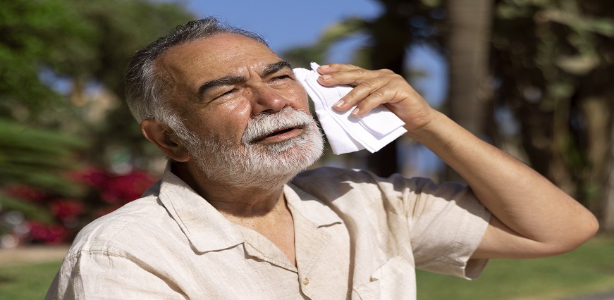 लू (Heat Stroke) क्या है? लक्षण, घरेलू उपचार और बचाव
